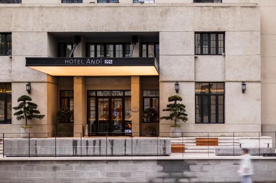 �׼ҷ�ò����Ƶ������人���ʽ�ͨ����������ʱ���Ƶ귢չ